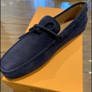 Tod’s loafers